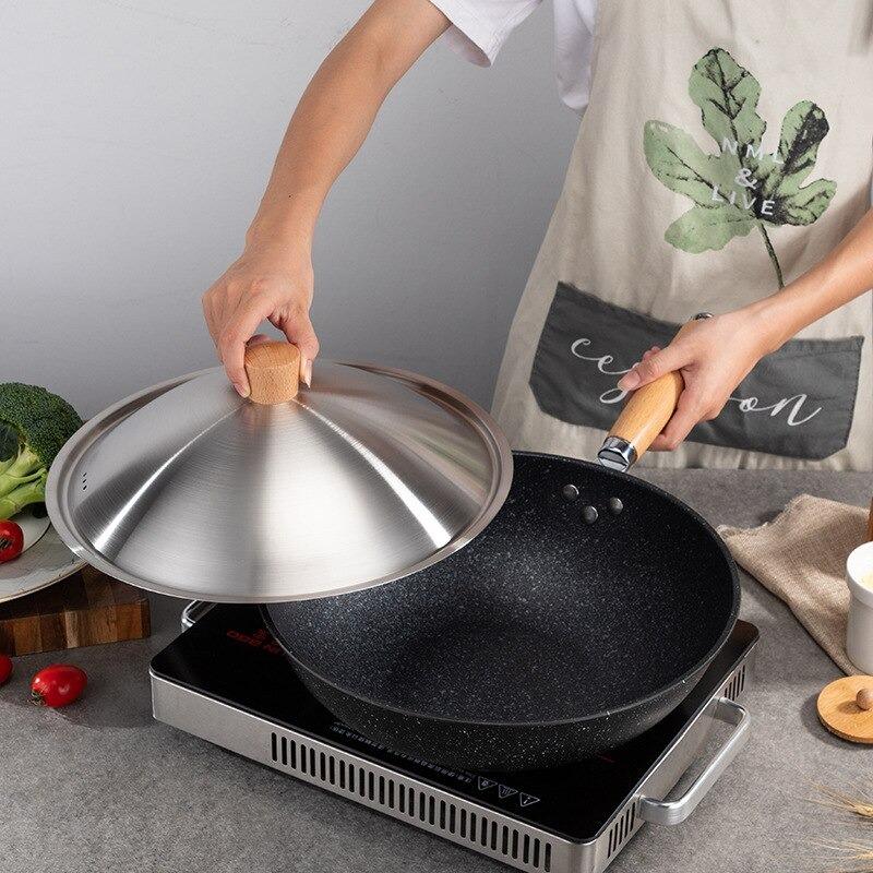 Le Aino Wok à fond plat