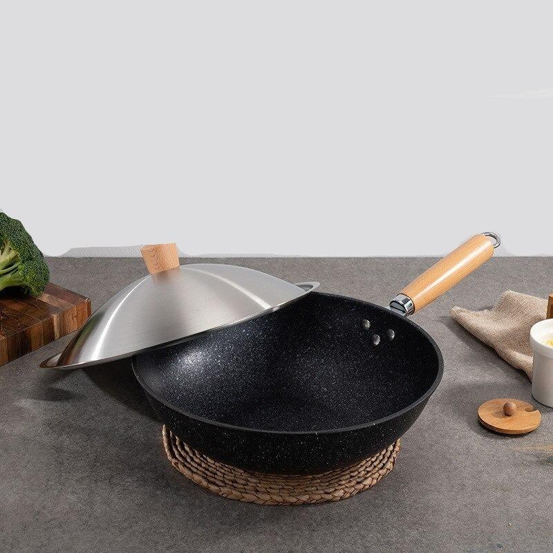 Le Aino Wok à fond plat