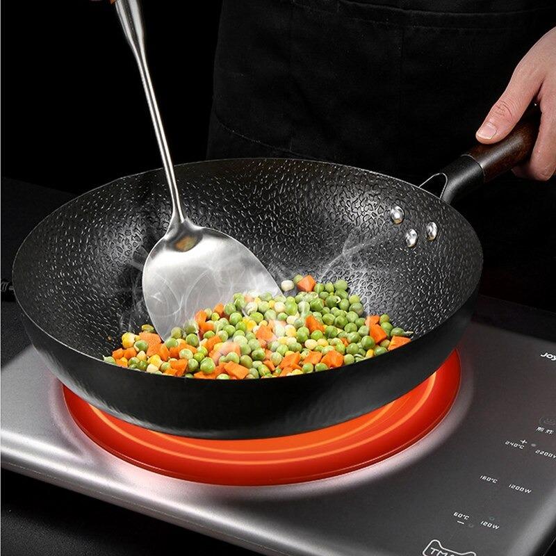 Wok Martelé Traditionnel Chinois en Acier - Cuisson Authentique Asiatique Induction